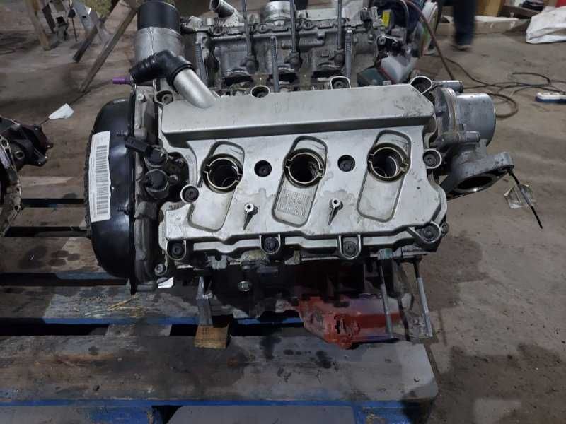 Двигатель AUDI Q7 4M 3.0L V-6 DI 2018, 06E100036K