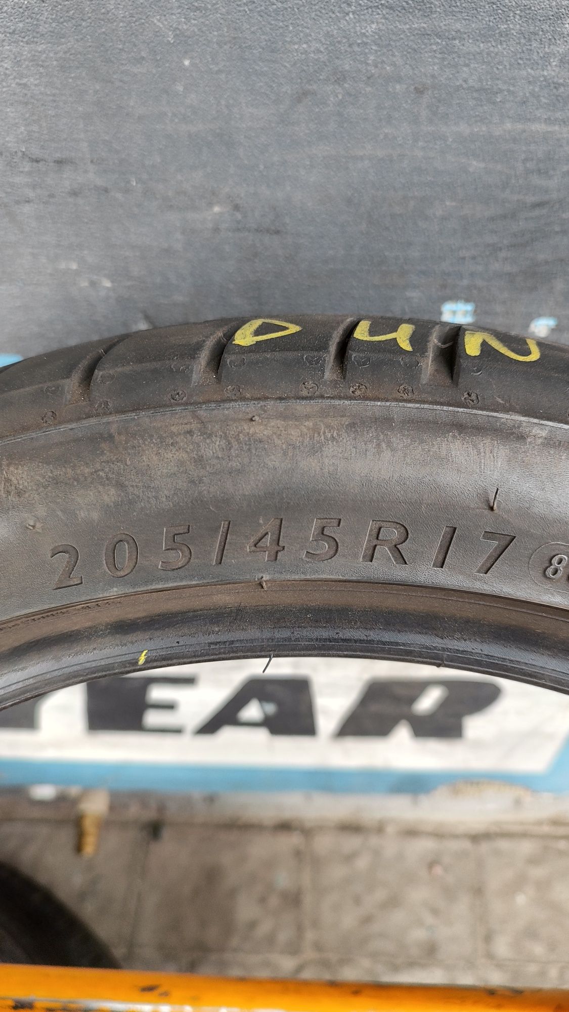 Шина Dunlop одна літня 205/45 R17 205*45 17