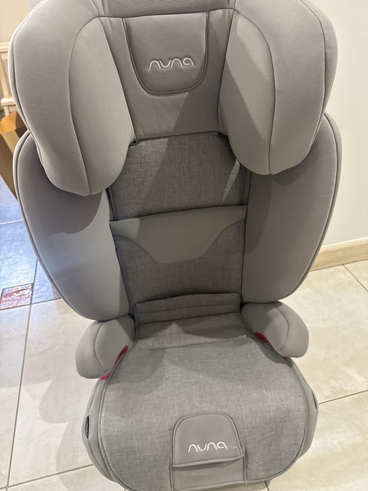 Fotelik samochodowy  nuna 15-36kg w