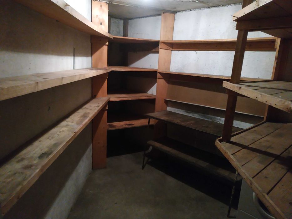 Czyszczenie Sprzątanie Wywóz Piwnic Strychów Garaży Mieszkań domów