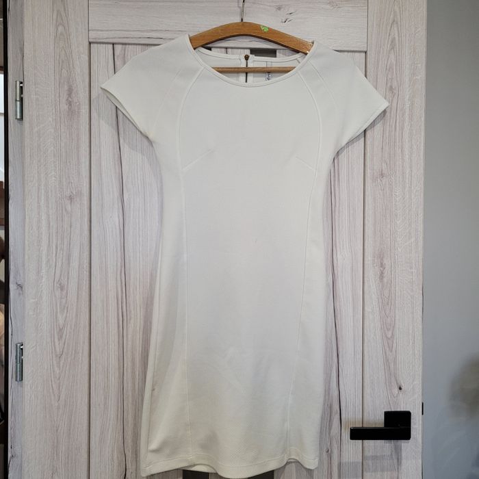 Sprzedam paczkę ubrań rozm 36 Zara, Bershka, Stradivarius, Amisu