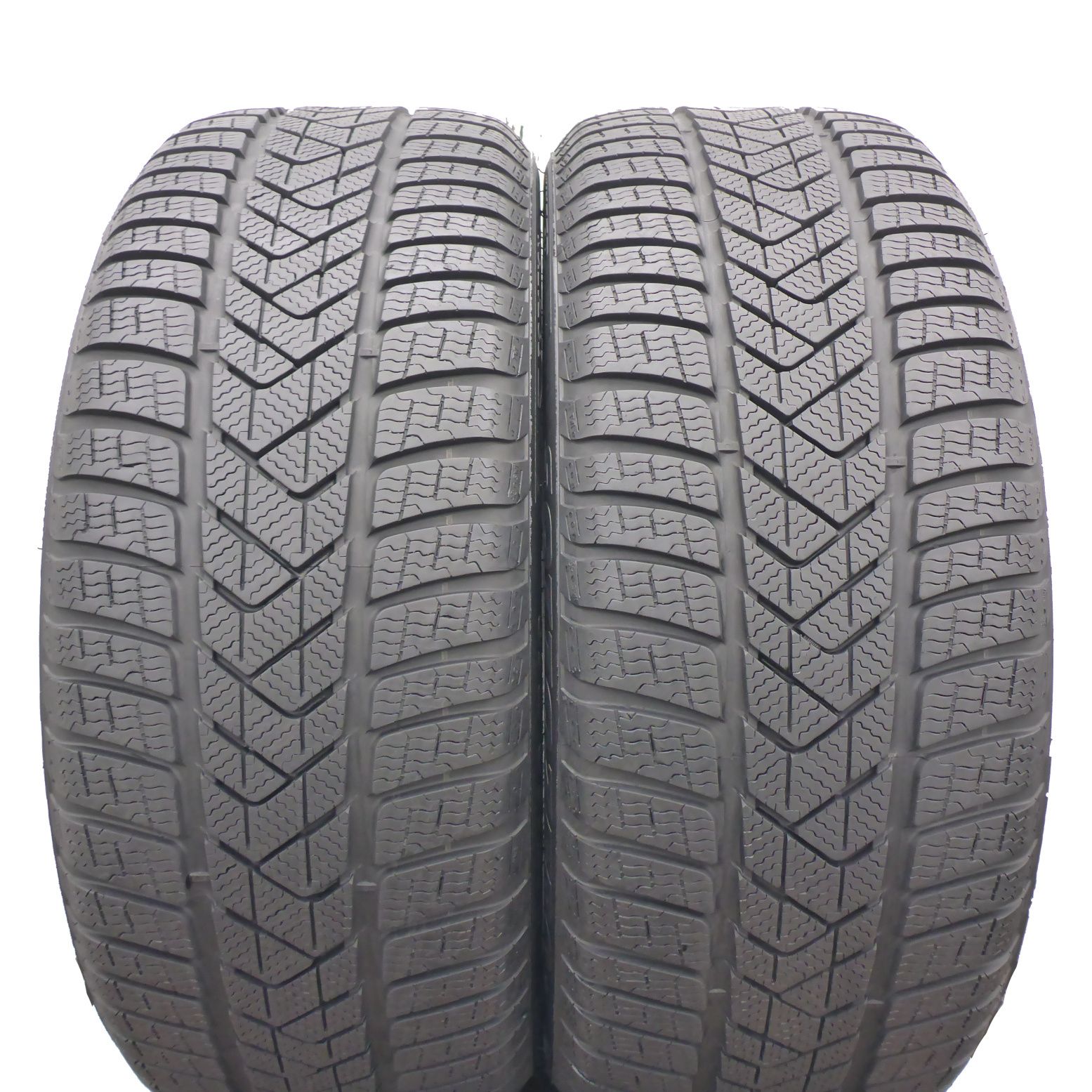 245/40/19 Pirelli 245/40R19 98H Sottozero 3 BMW RSC Zima 6-7mm 2018