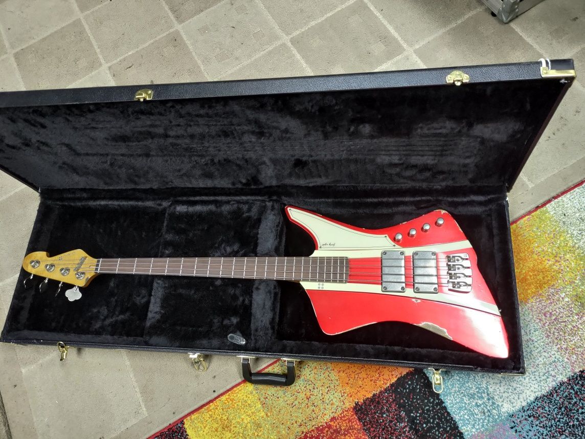 Gitara basowa Sandberg Forty Eight