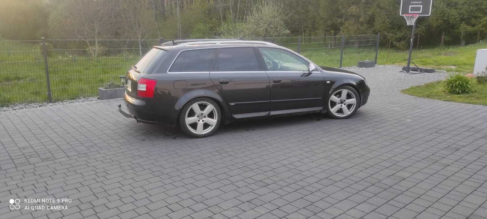 Samochód Audi A4 B6 S4