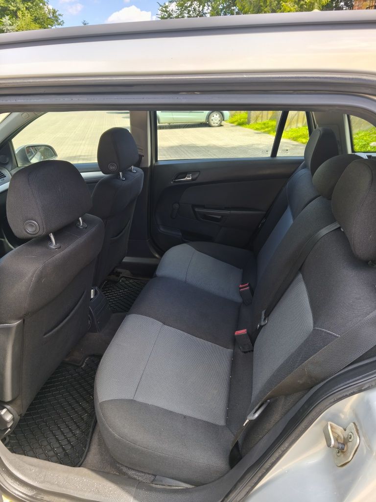 Opel astra h/1.8+LPG/sprawna klima/2005 rok