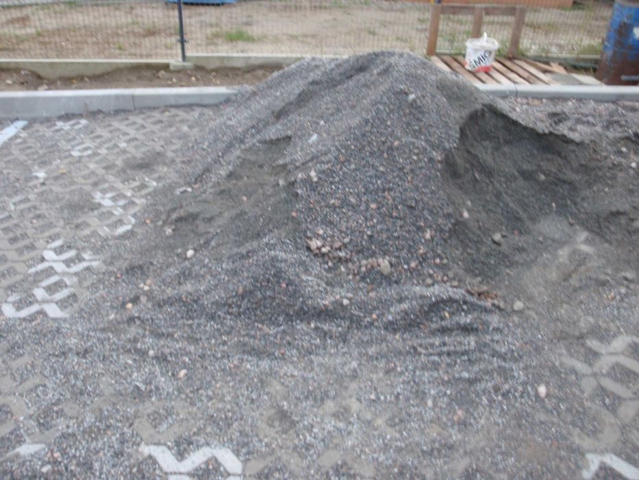 Kruszywa na podubudowę oraz na podsypkę