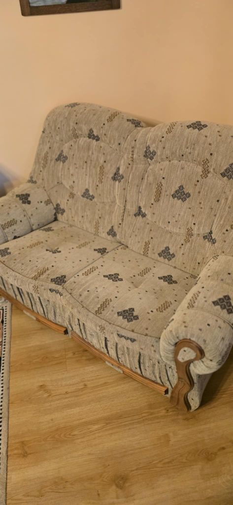 Komplet wypoczynkowy - sofa i dwa fotele