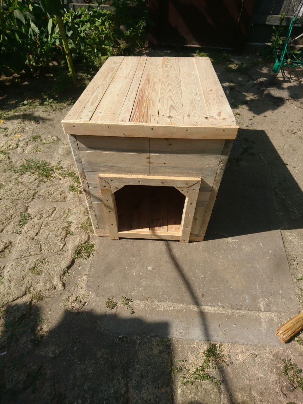 Продам будку для собаки 58см./71,5см/92см.