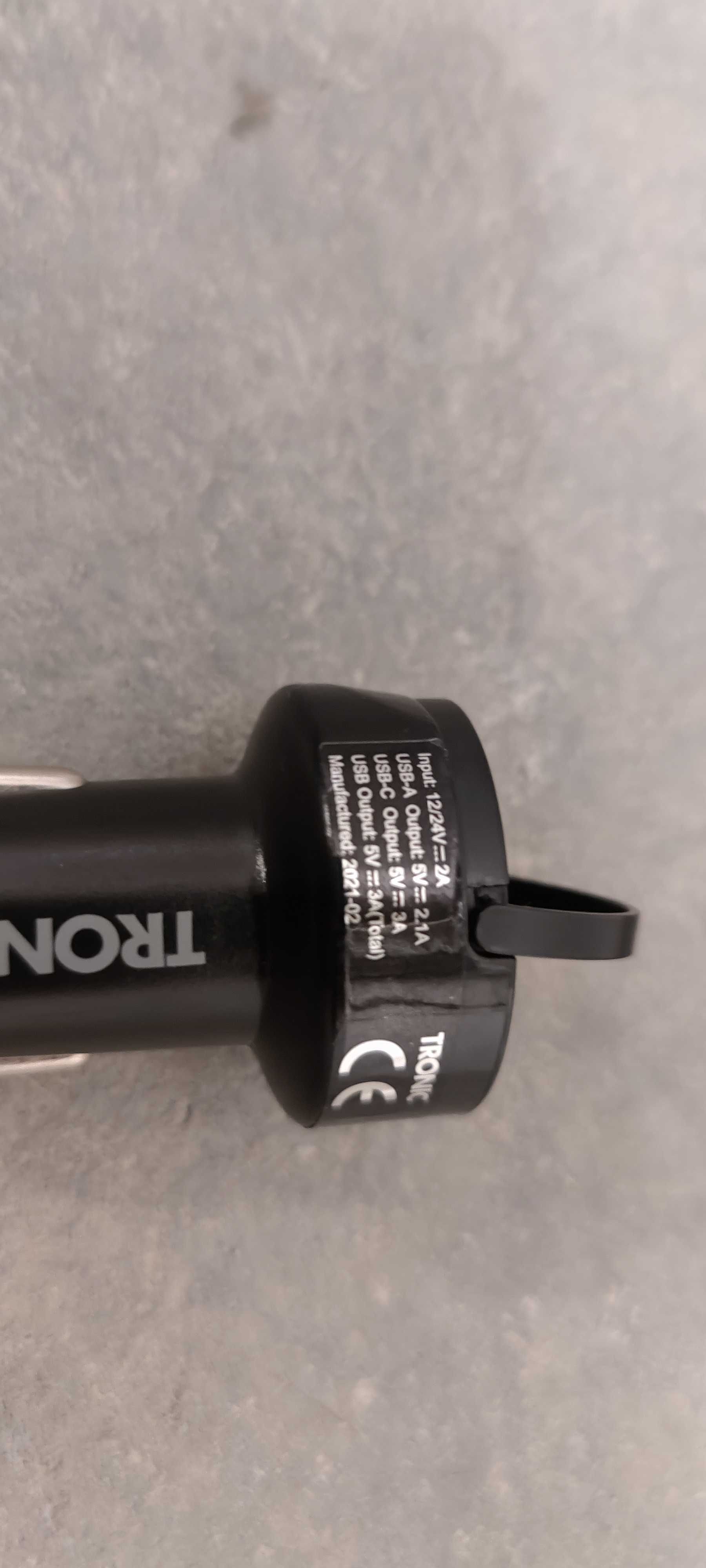 Tronic 12v charger / carregador - como novo / like new