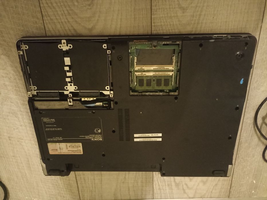 Ноутбук Sony vaio читай опис.