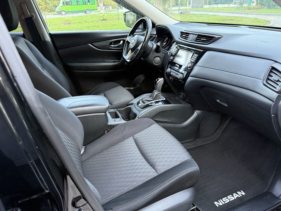 Продам Nissan Rogue 2017 рік