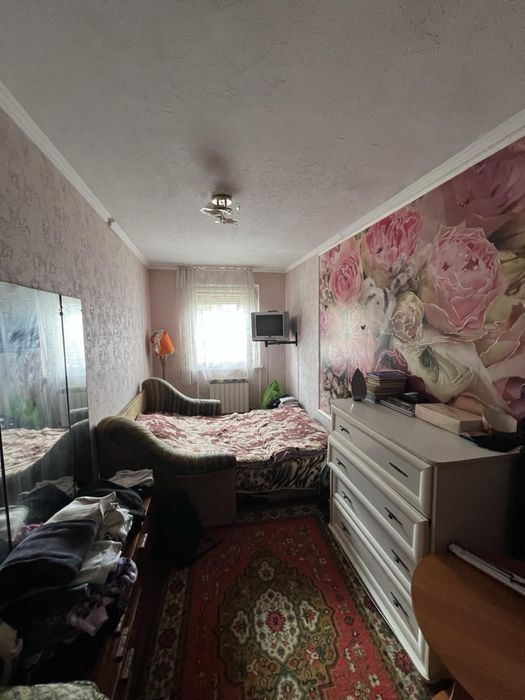 Продаж квартири не подалік Центру.