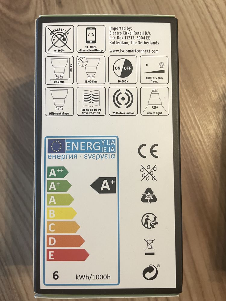 Żarówka smart led wifi 5,5W 345 lumen
