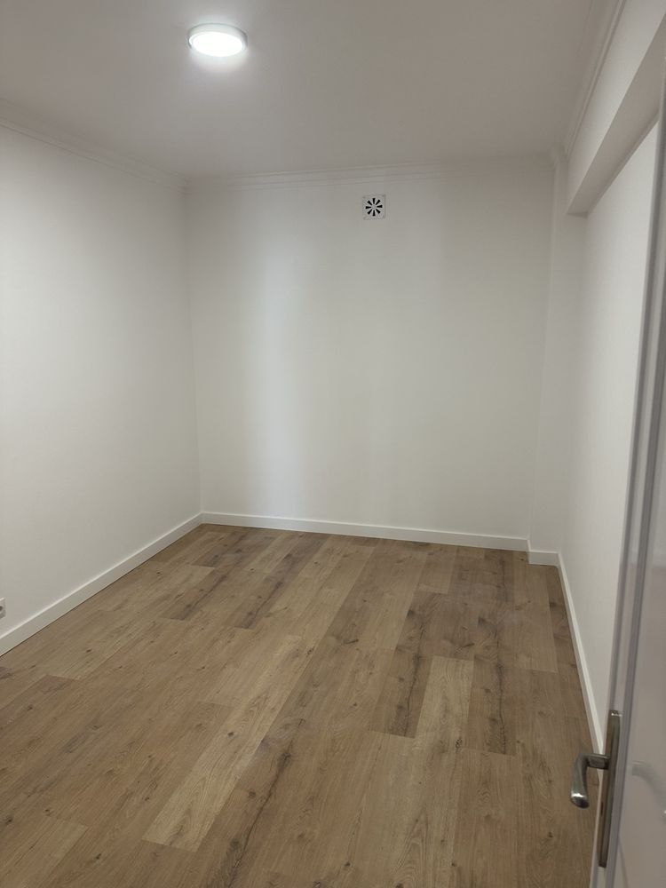 T2 Queluz todo remodelado e mobilado - Arrendado