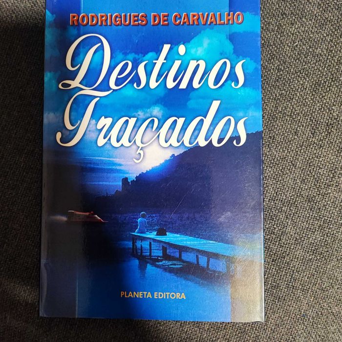 Destinos Traçados - livro esgotado