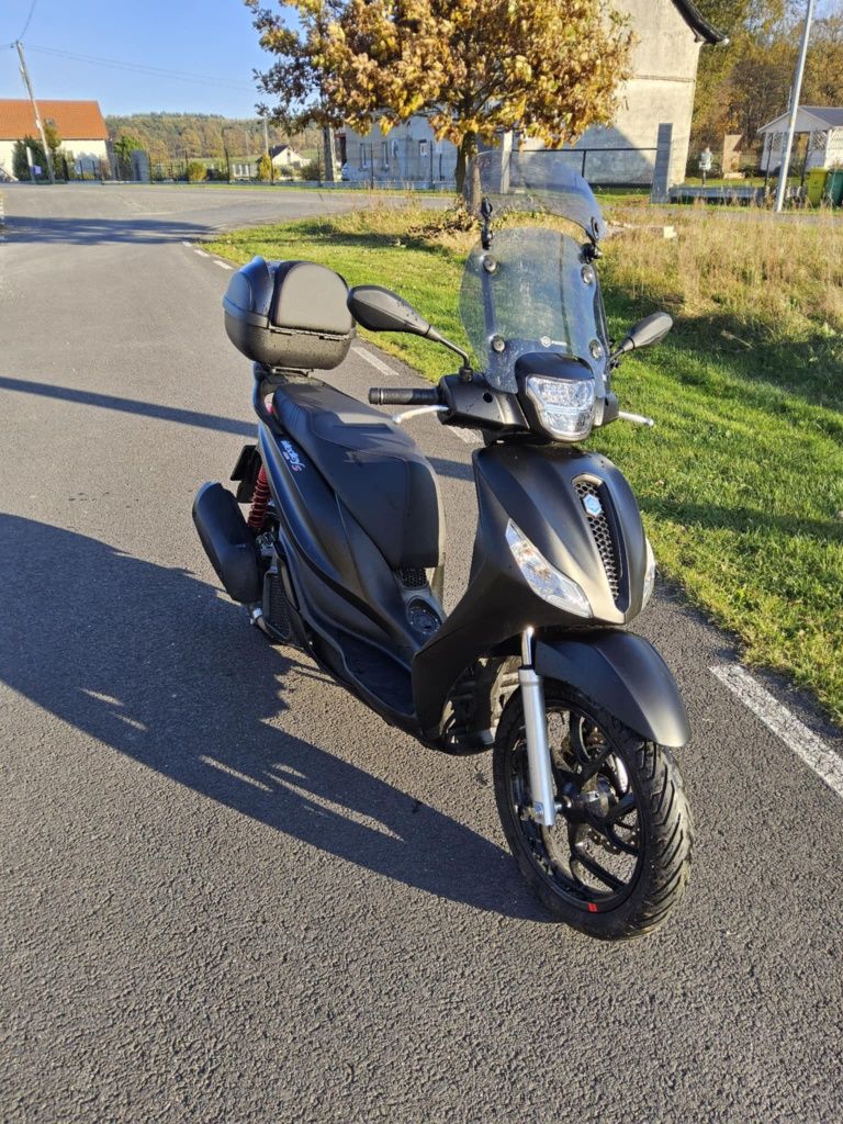 Piaggo Medley S 125 Salon Polska