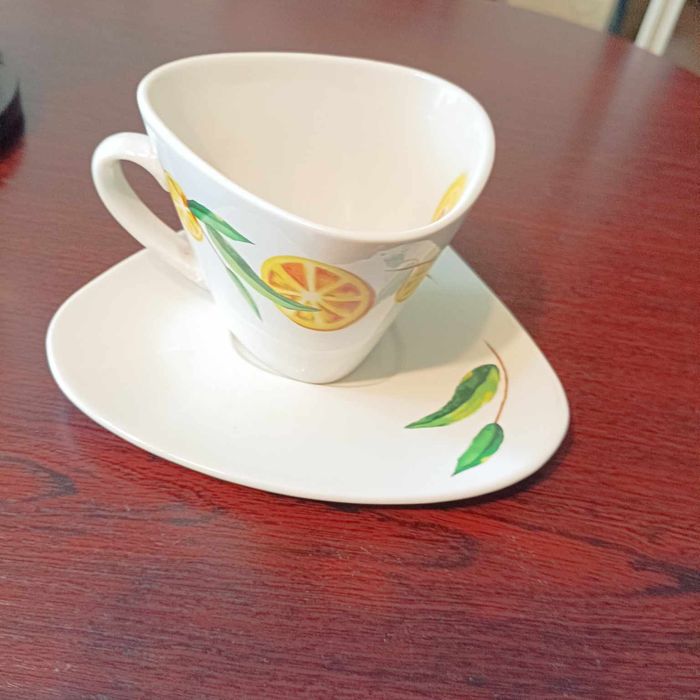 84. Filiżanki do kawy 3 sztuki