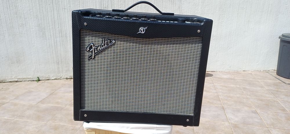 Amplificador de guitarra FENDER Mustang III