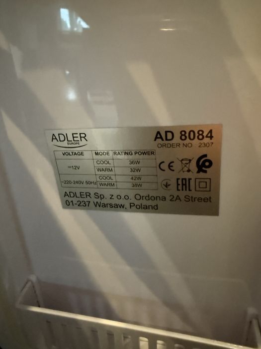 Mała lodówka turystyczna 4L