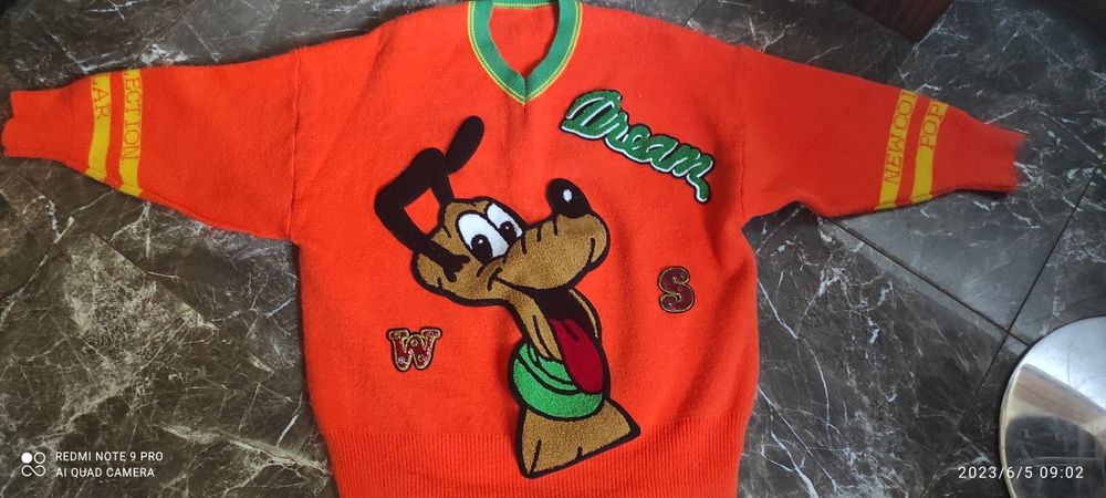 Damski sweter rozm m