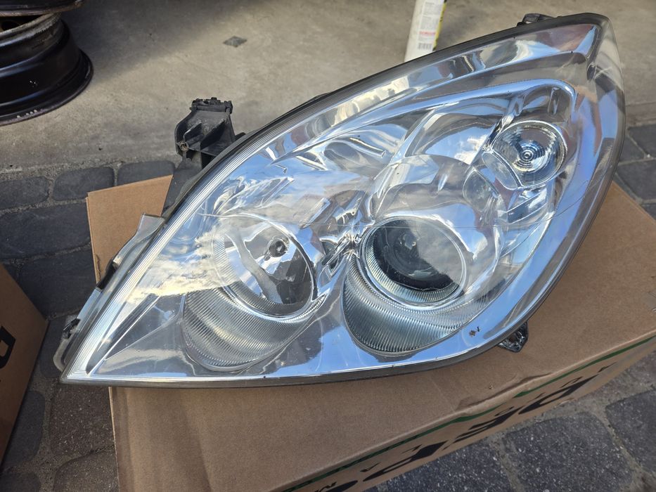 Lampy opel vectra c komplet