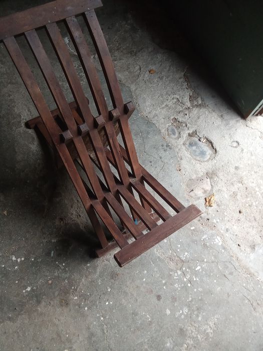 Cadeira vintage entrelaçada. Rara.