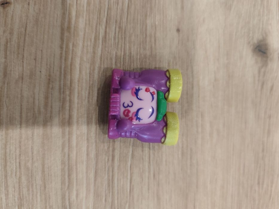 Mini domek + Moji pops