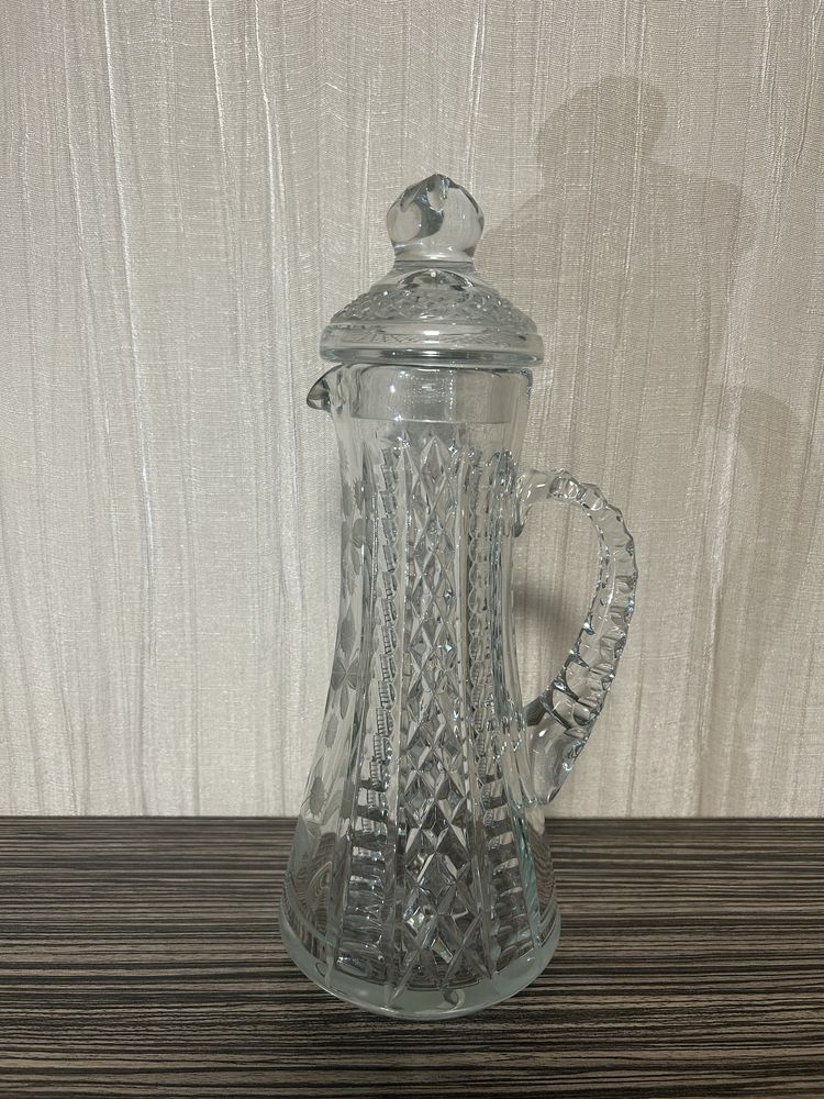 Кришталевий глечик