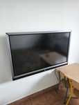 Monitor interaktywny Avtec