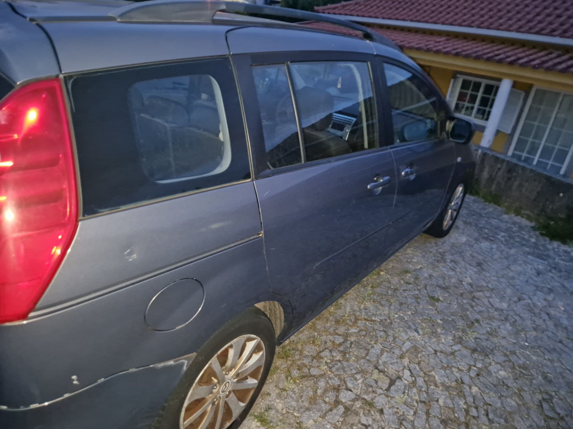 Mazda 5 2.0 143.