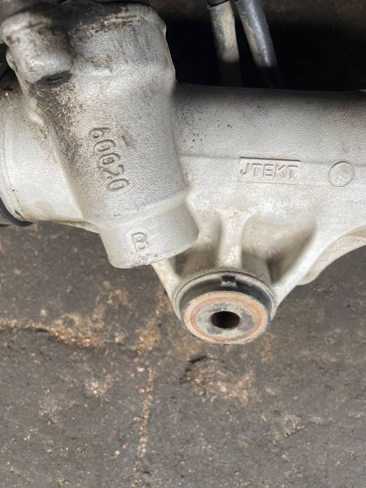 Рейка Land Cruiser 200 в сборе