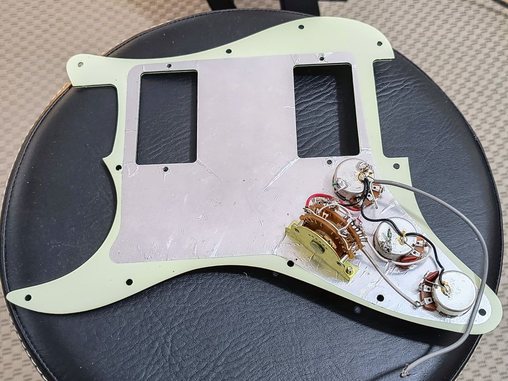 Pickguard Fender HH Stratocaster mint green