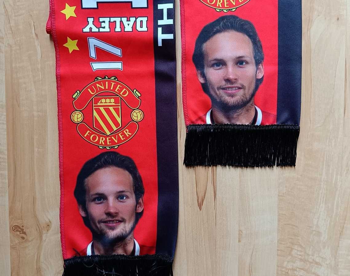 Szalik piłkarski *Drużyna Manchesteru* Daley Blind