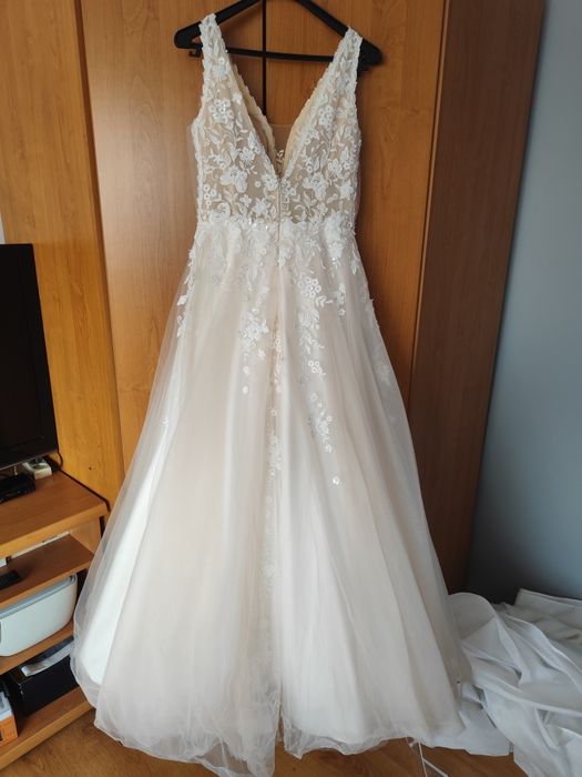 Suknia ślubna piękna