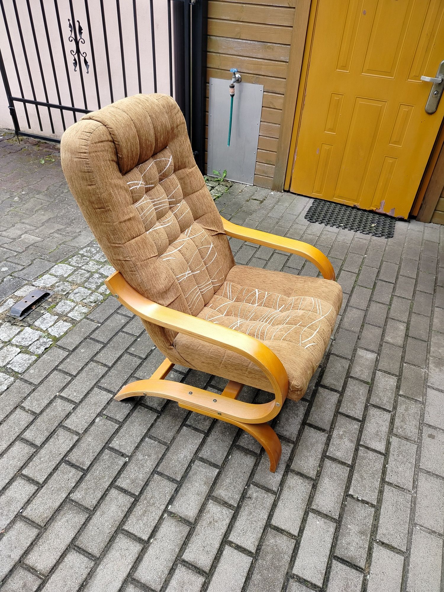 Piękne Nowe Fotele
