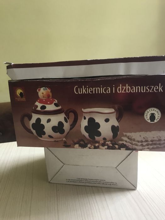 Cukiernica i dzbanuszek