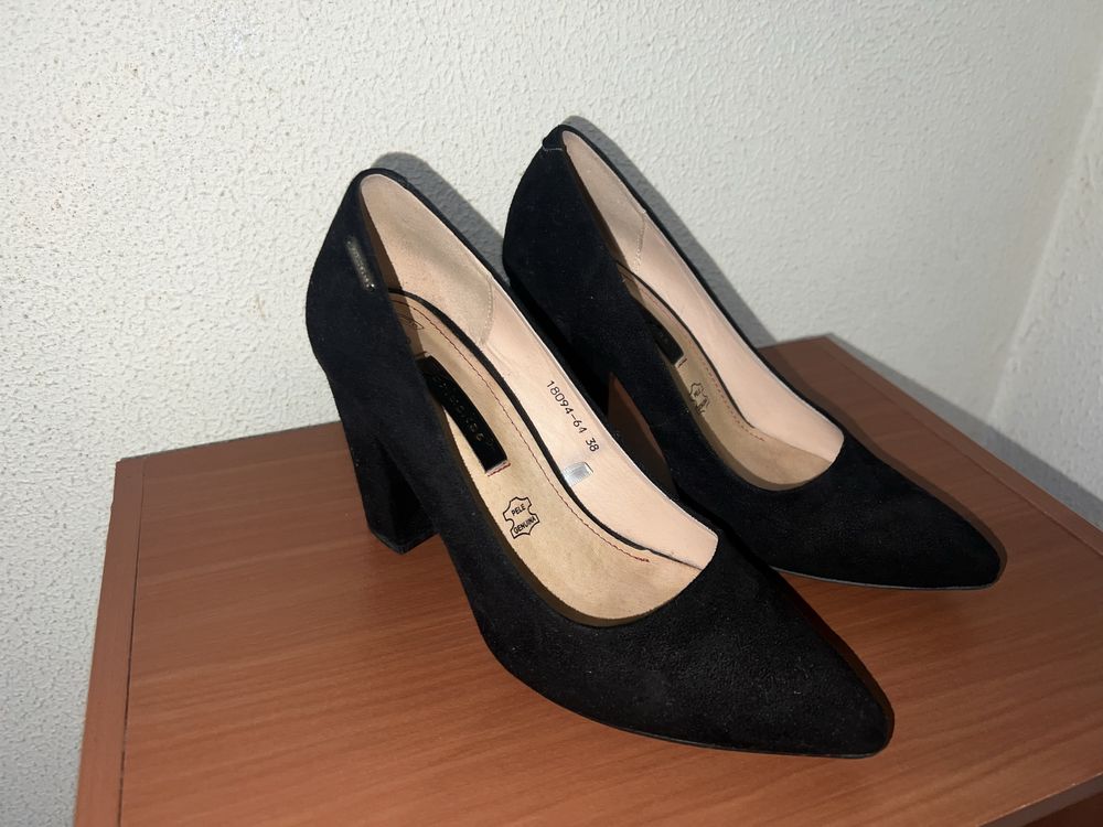 Sapatos Berluskas