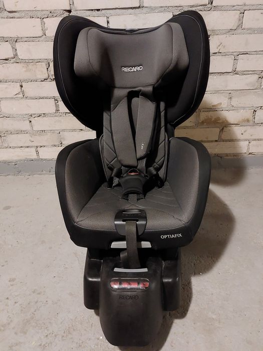 Fotelik Recaro Optiafix 9-18 kg