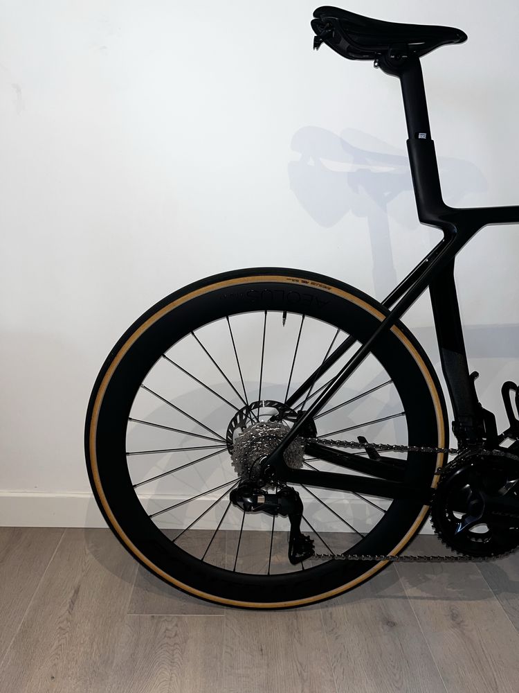 Trek Madone SLR 7, gen 8, rozm: L, suport Ceramic Speed, Oklejony