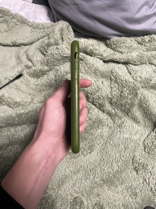 Чохол на айфон 11