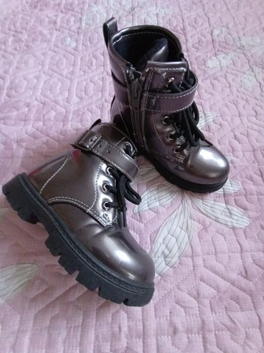 Демісезонні черевики на дівчинку 25 розмір