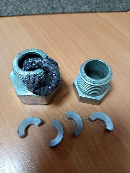 Штуцер соединительный, переходной