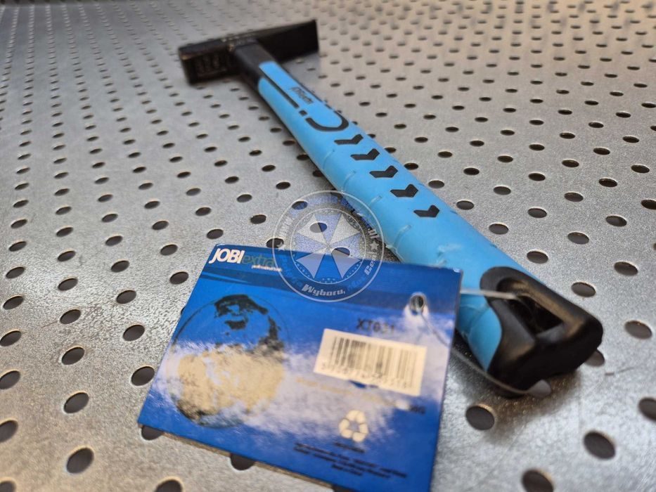 Młotek 0,2kg Młotek ślusarski FIBERGLASS 200g młotek 200g