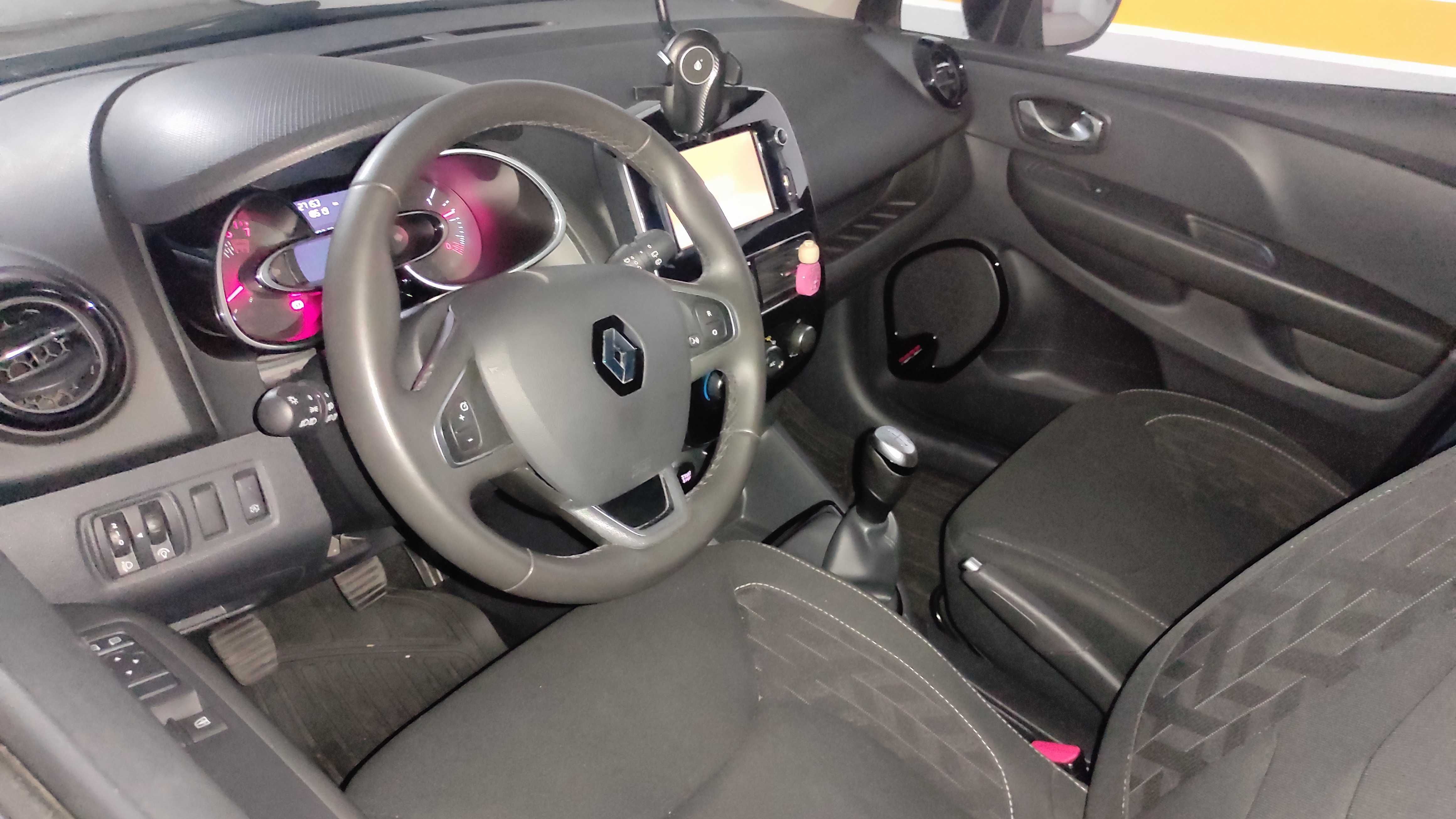 Renault Clio 0.9 Versão Limited 2020 carro de Garagem