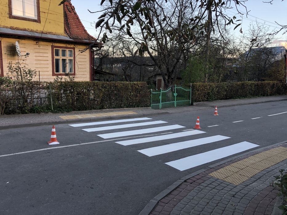 Нанесення дорожньої розмітки Львів (Західна Україна)