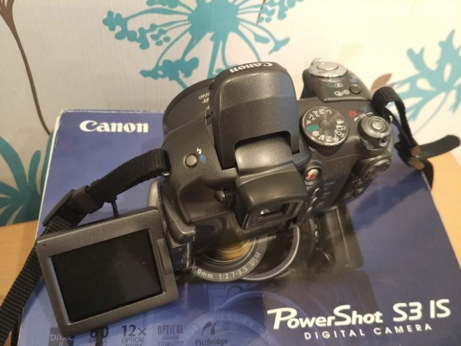 Фотокамера Canon Power Shot S3 IS, 8 Гб карта, зарядне, сумка, коробка