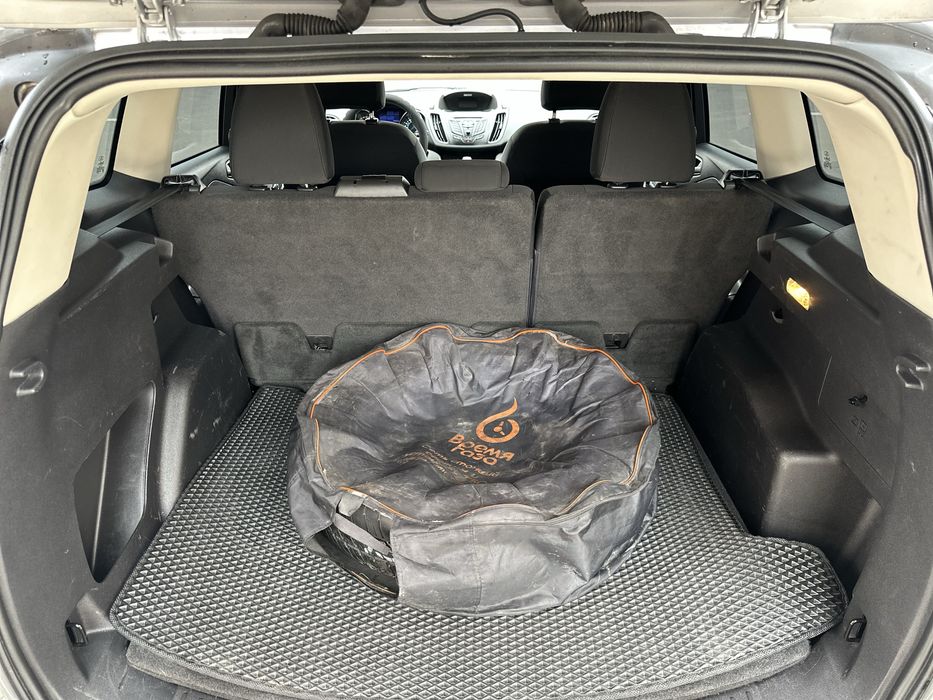 Ford Escape 2,5 газ/бенз Автомат