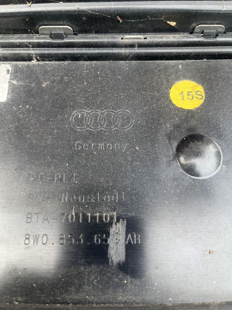 Grill Atrapa Zderzaka Przód Audi A4 B9 8W