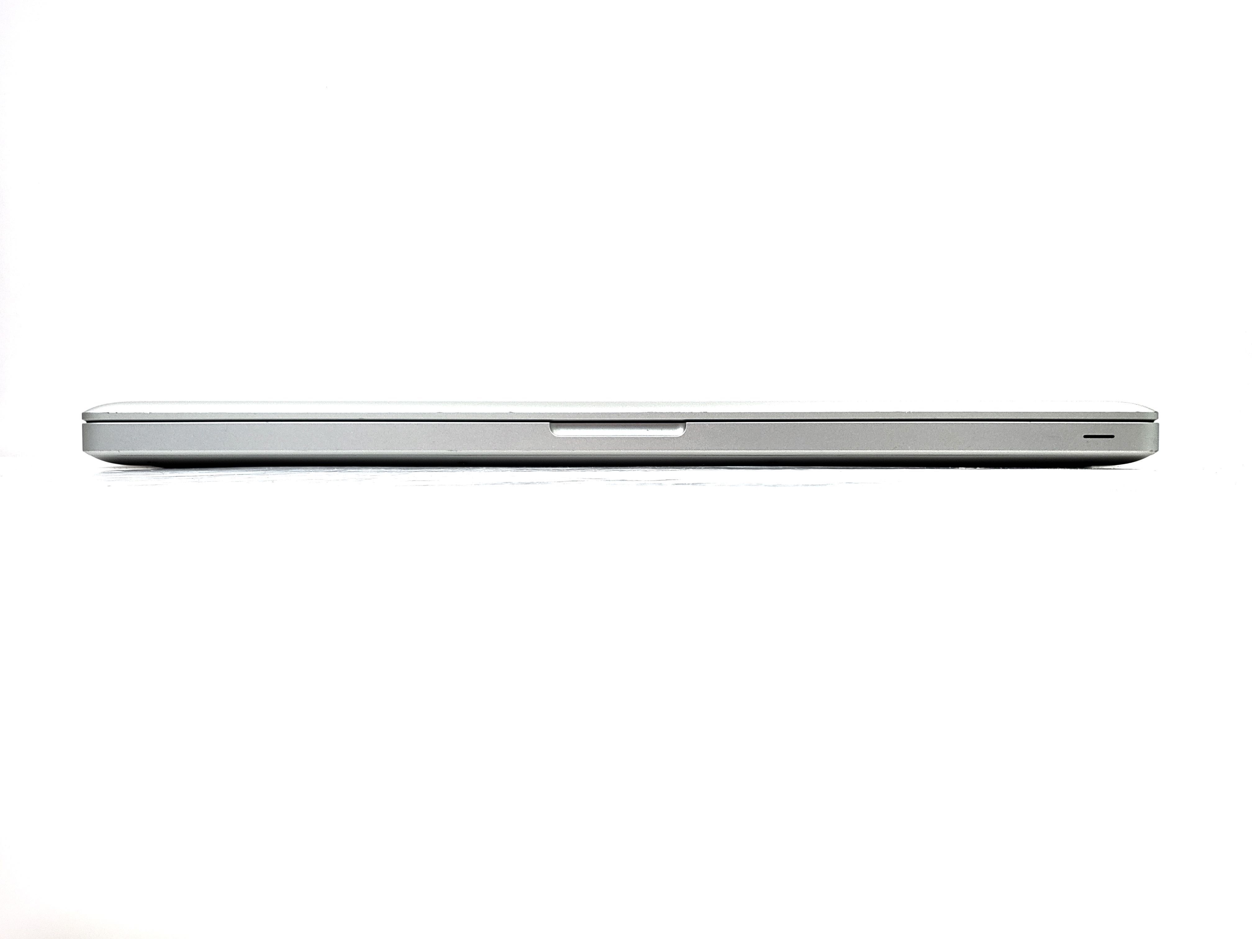 MacBook Pro 17 Late 2011 i7 2.4GHz 8GB 256GB SSD Dream Store