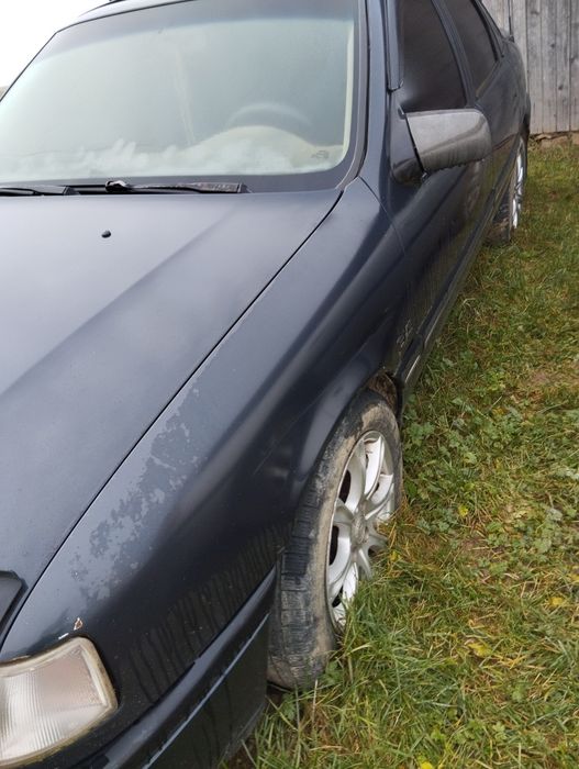 Продам Opel Vectra 1993